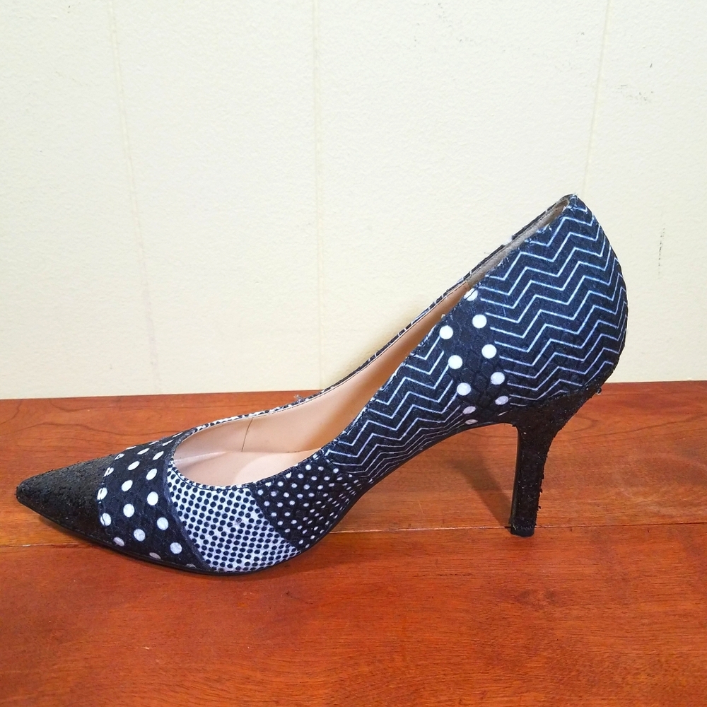 J. RENEÉ  Ryenne'  Monochrome Pump